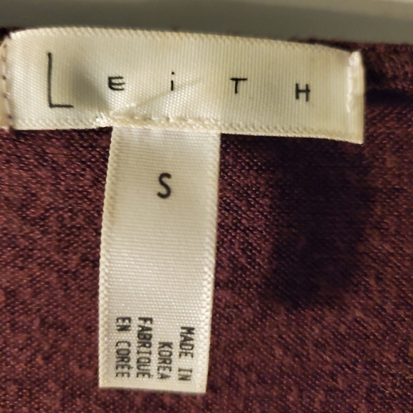 Leith Cold Shoulder Faux Wrap Top Burgundy Size Small - Picture 6 of 9